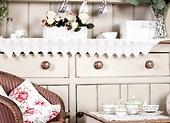 Wohnzimmer im Shabby-Chic-Stil – wie richtet man es ein?