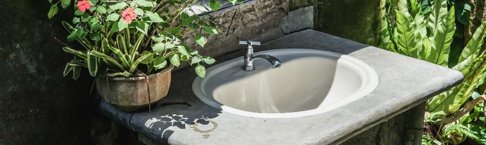 Gartenwaschbecken und Wasserzapfsäulen mit Wasserhahn - eBaumax.de